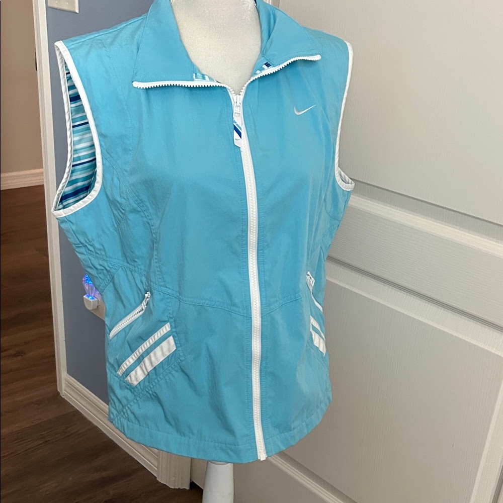 Nike Vest Blue & White Trim size XL